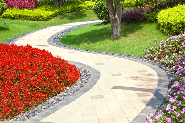 Cost of Garden Walkway Installation in Reston