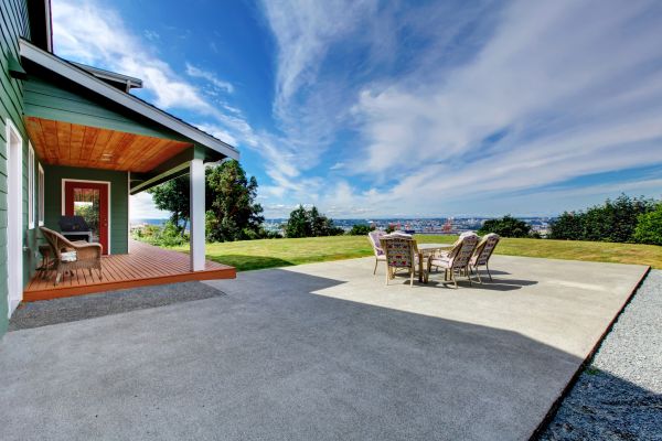Cost of Backyard Paving in Reston