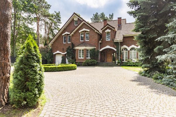 Cost of Driveway Pavers Repair in Reston